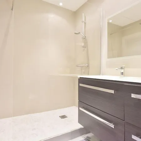 2-br With Pool & Garage - 10 Min Walk To Center Lägenhet Cannes