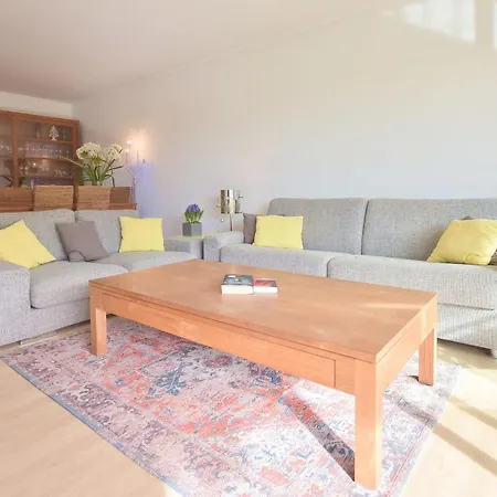 2-br With Pool & Garage - 10 Min Walk To Center *